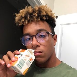 Meet your Posher, Daniel